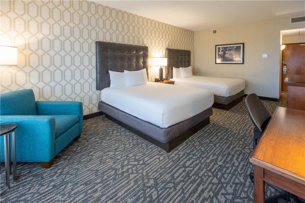 Drury Plaza St. Louis Hotel 3*